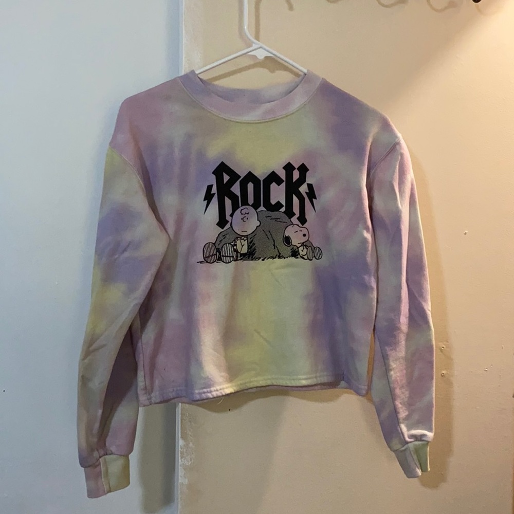 Women’s small long sleeve.